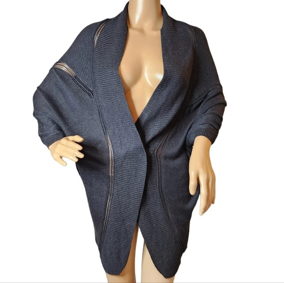 Lululemon Cashmere Blend Breeze Easy Grey Wrap Estimated Size Medium - Picture 6 of 16